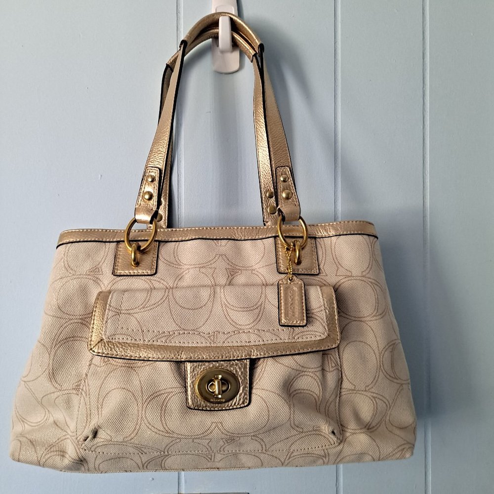 COACH Signature Tote Bag Purse With Dust Bag